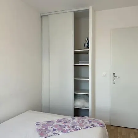 Chambre Privee A 10 Minutes De Paris Privatunterkunft